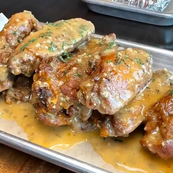 10 Bone-In Wings